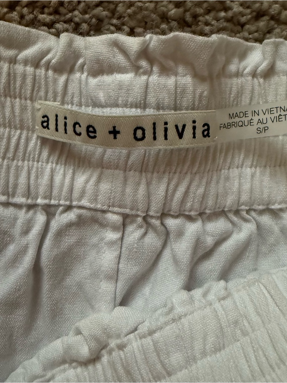 Alice + Olivia White High-Waist Elastic Shorts